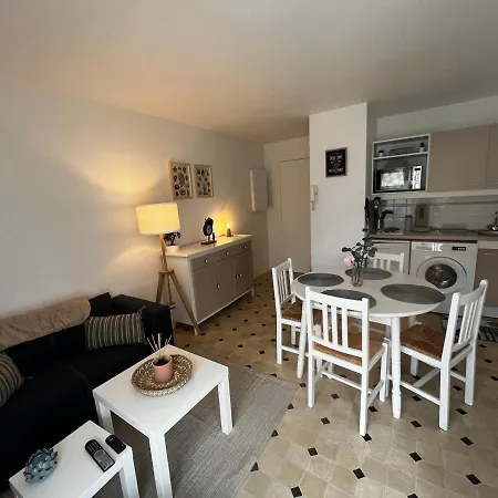 Apartman Parenthese A Sur *